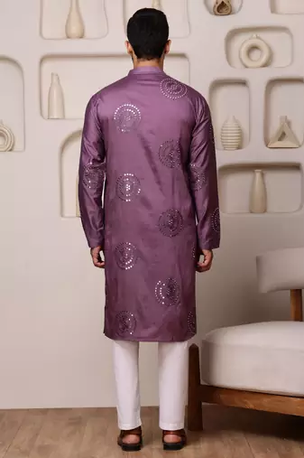 Men wine embroidered viscose blend kurta with thread and mirror