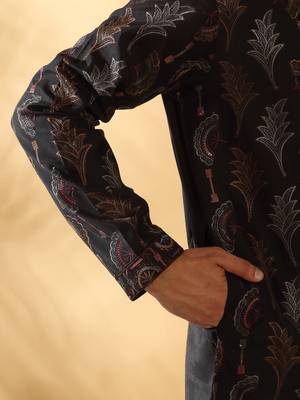Cotton silk embroidered floral work black kurta with trouser pant 2