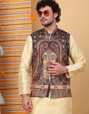Men silk blend black paisley kashmiri printed nehru jacket 1