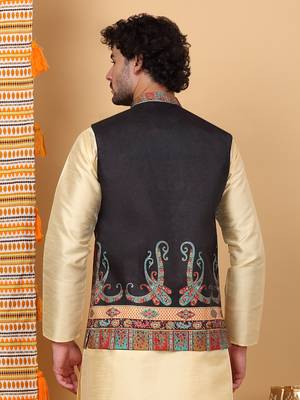 Men silk blend black paisley kashmiri printed nehru jacket 3