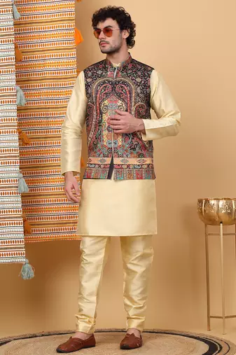 Men silk blend black paisley kashmiri printed nehru jacket