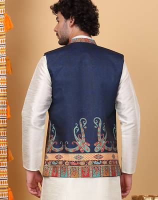 Men silk blend navy blue paisley kashmiri printed nehru jacket 3