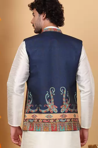 Men silk blend navy blue paisley kashmiri printed nehru jacket