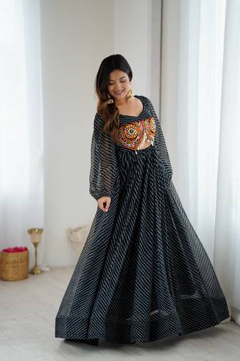 Ethnic black bandhej gown in tabby silk with thread chain stitch embroidery – navratri special