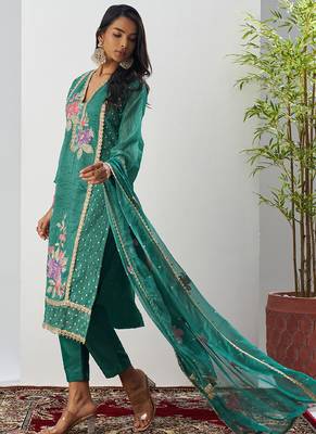 Bottel green fancy crust top embroidered salwar suit 2