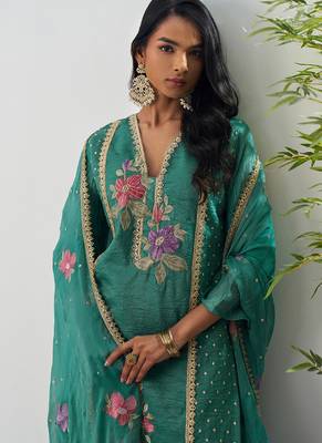 Bottel green fancy crust top embroidered salwar suit 3