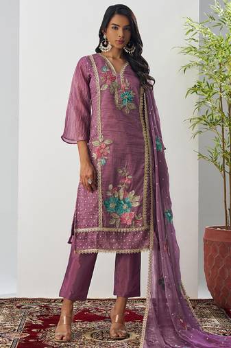 Onion pink fancy crust top embroidered salwar suit