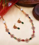 Multicolor kemp studded sleek flower necklace set