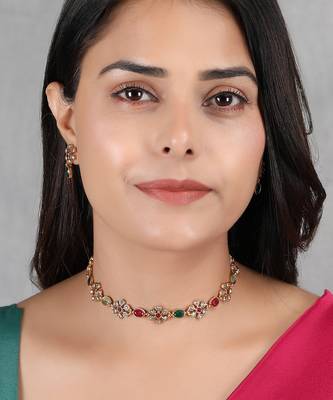 Multicolor kemp studded sleek flower necklace set 2