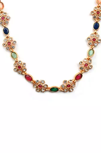 Multicolor kemp studded sleek flower necklace set