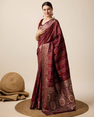 maroon zari weave jacquard saree 2