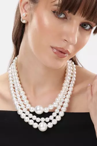 elegant 3 layer white pearl beaded necklace set with matching stud earrings