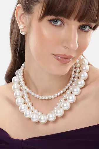 elegant 3 layer white pearl beaded necklace set with matching stud earrings