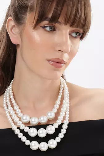 elegant 3 layer white pearl beaded necklace  mala