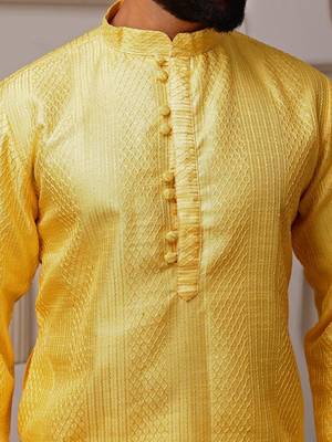 Men yellow cotton blend kurta with ethnic sequin embroidery 5
