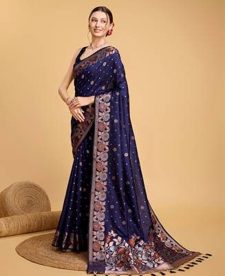 blue jacquard saree with blouse piece 2
