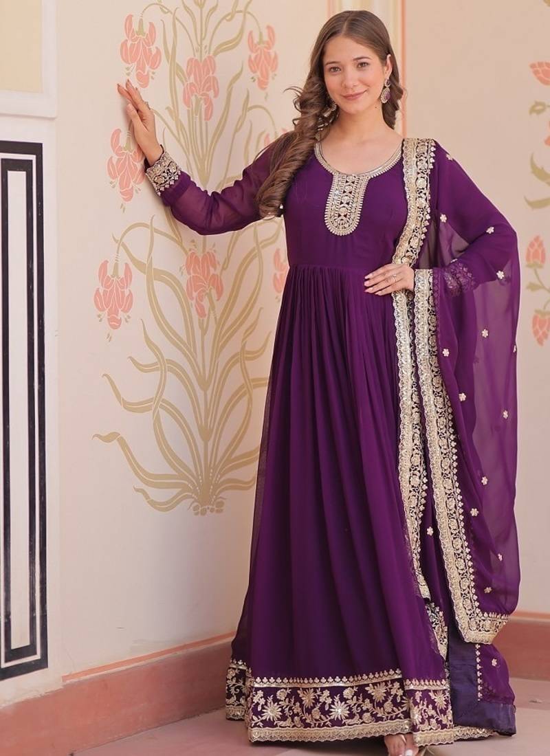 Faux georgette with embroidered work wedding gown dupatta