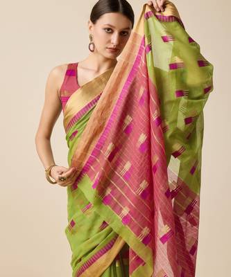 green woven banarasi semi cotton saree 4