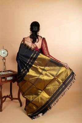 Black temple border kanjipuram silk saree 2