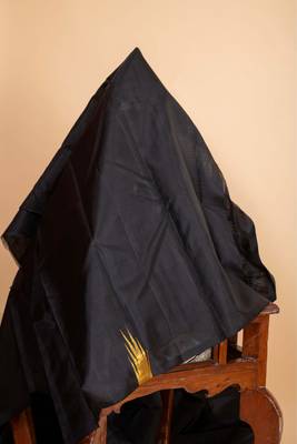 Black temple border kanjipuram silk saree 4