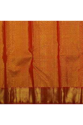 Golden kanchipuram silk saree 4