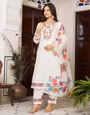 White floral sequence embroidery kurta set with chanderi dupatta for women 1
