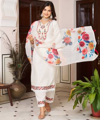 White floral sequence embroidery kurta set with chanderi dupatta for women 2