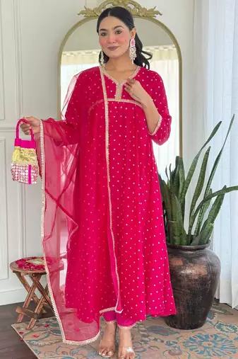 Pink floral embroidery muslin silk aaliya cut kurta set with organza dupatta for women