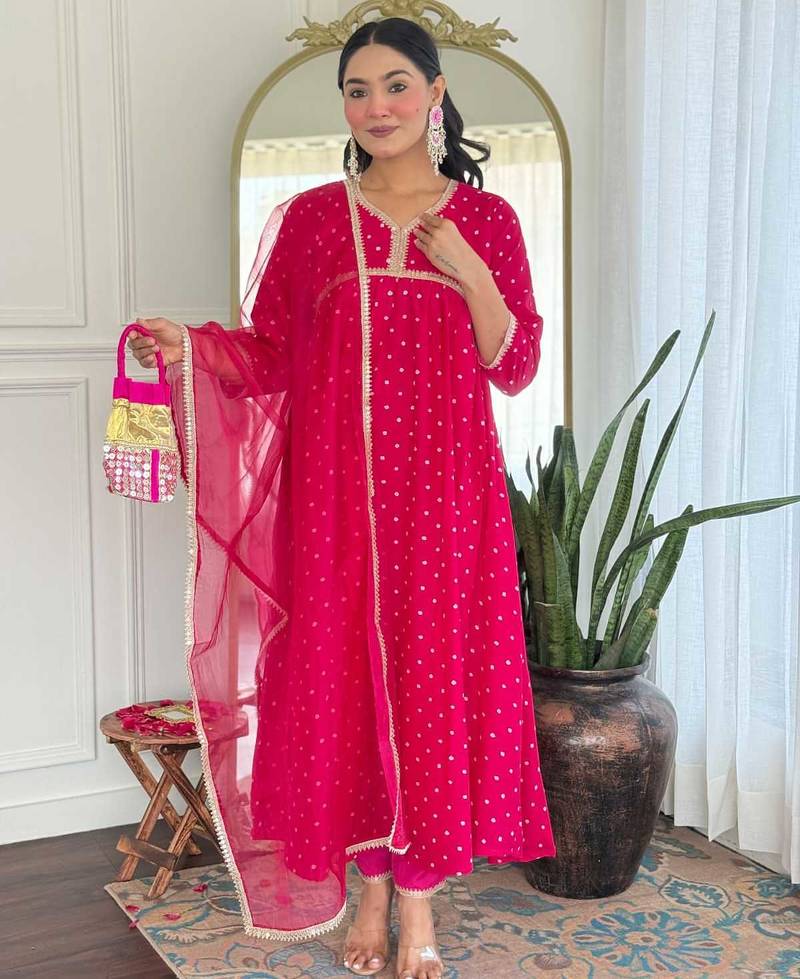 Pink floral embroidery muslin silk aaliya cut kurta set with organza dupatta for women