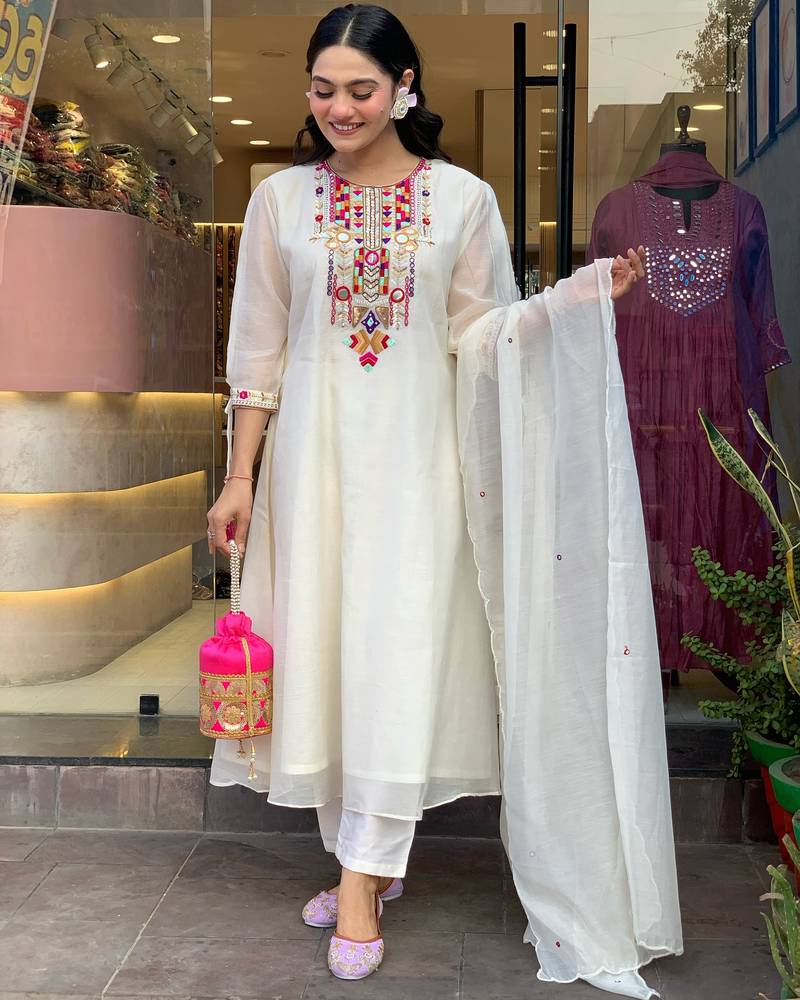 White mirror embroidery chanderi silk kurta set with embroidery organza dupatta for women