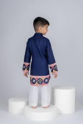 Blue embroidered cotton kurta pajama 3
