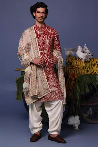 Nazm maroon kurta set
