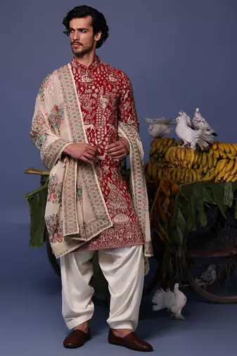 Nazm maroon kurta set