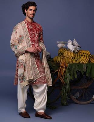 Nazm maroon kurta set 5