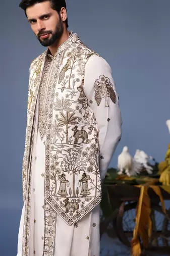 Aatif pichwai ivory kurta 1 jacket set