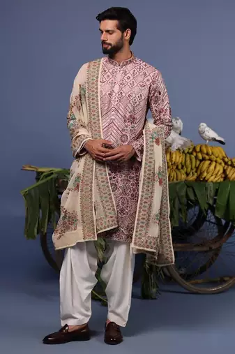 Tapish pink kurta set