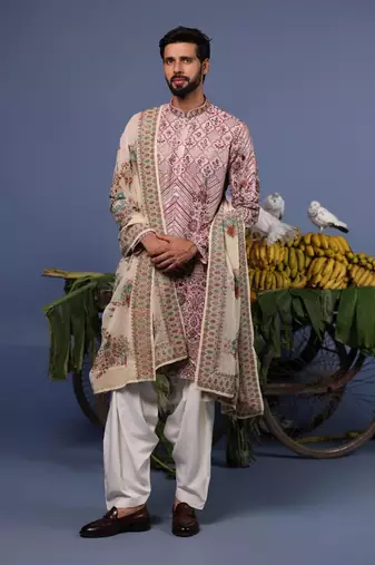 Tapish pink kurta set