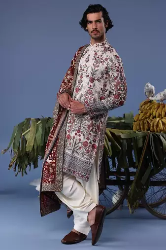Waheed ivory kurta set