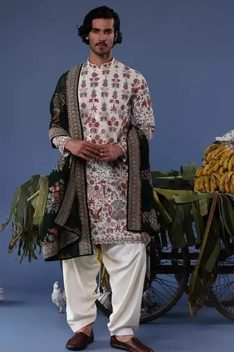 Ruhaan ivory kurta set