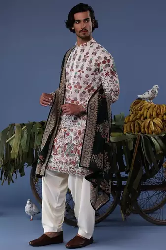 Ruhaan ivory kurta set