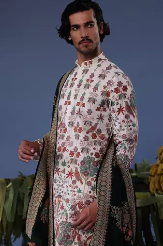 Ruhaan ivory kurta set
