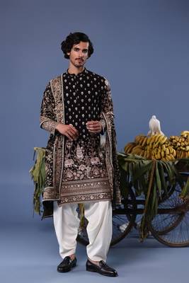 Kayan black kurta set 3