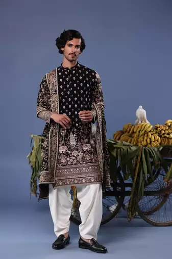 Kayan black kurta set