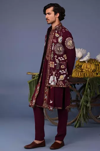 Kainaat wine kurta 1 jacket set