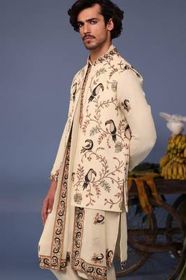 Faiq macaw cream kurta 1 jacket set 4