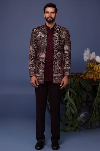 Aurang wine jodhpuri set
