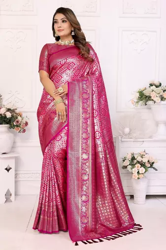 Heavy zari woven magenta banarasi silk blend saree