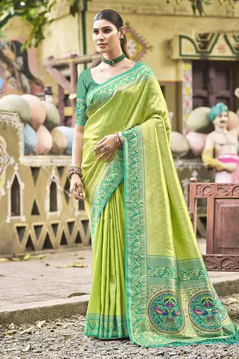 Green kanjivaram silk blend saree
