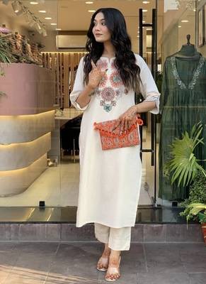 Off White Embroidered Cotton Flex Kurta and Pant Set 2