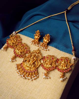 Gold plated red kemp studded goddess necklace set 1